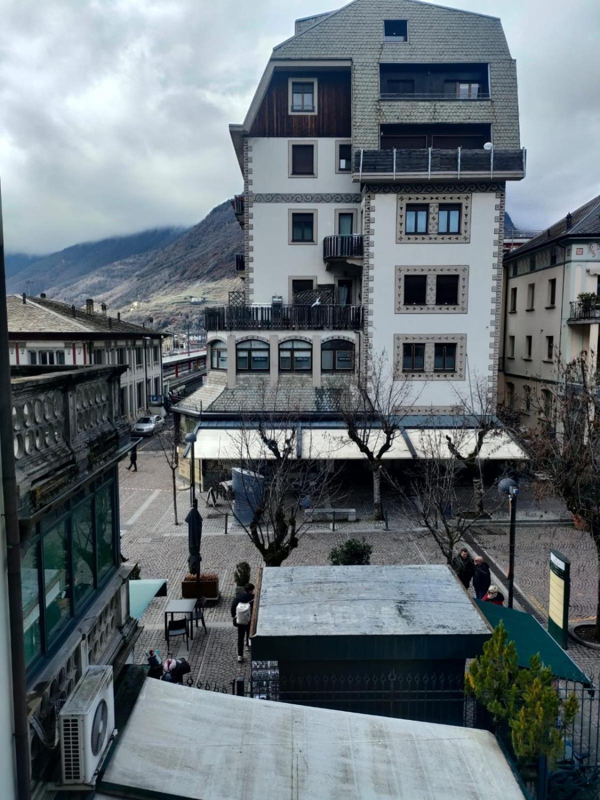 Bernina Station Center Apartment - Tirano Ngoại thất bức ảnh