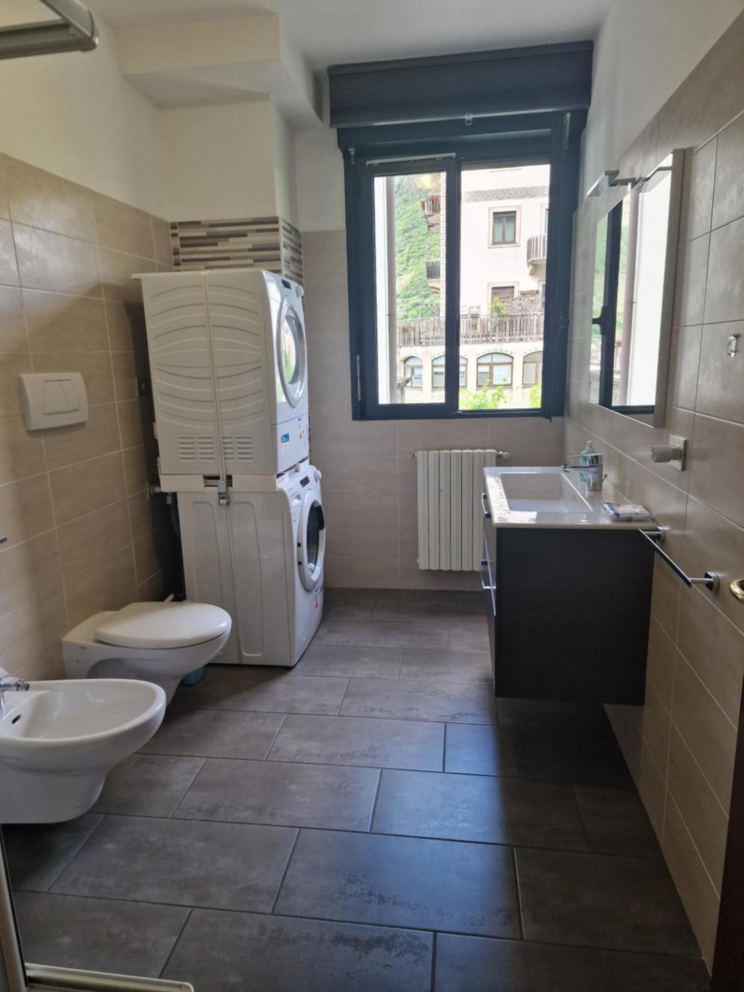 Bernina Station Center Apartment - Tirano Ngoại thất bức ảnh